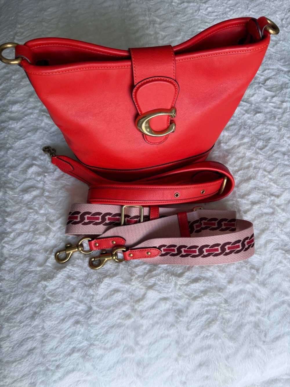 Coach Red Leather Tabby Shoulder Bag w/ Crossbody Strap - Picture 2 of 10